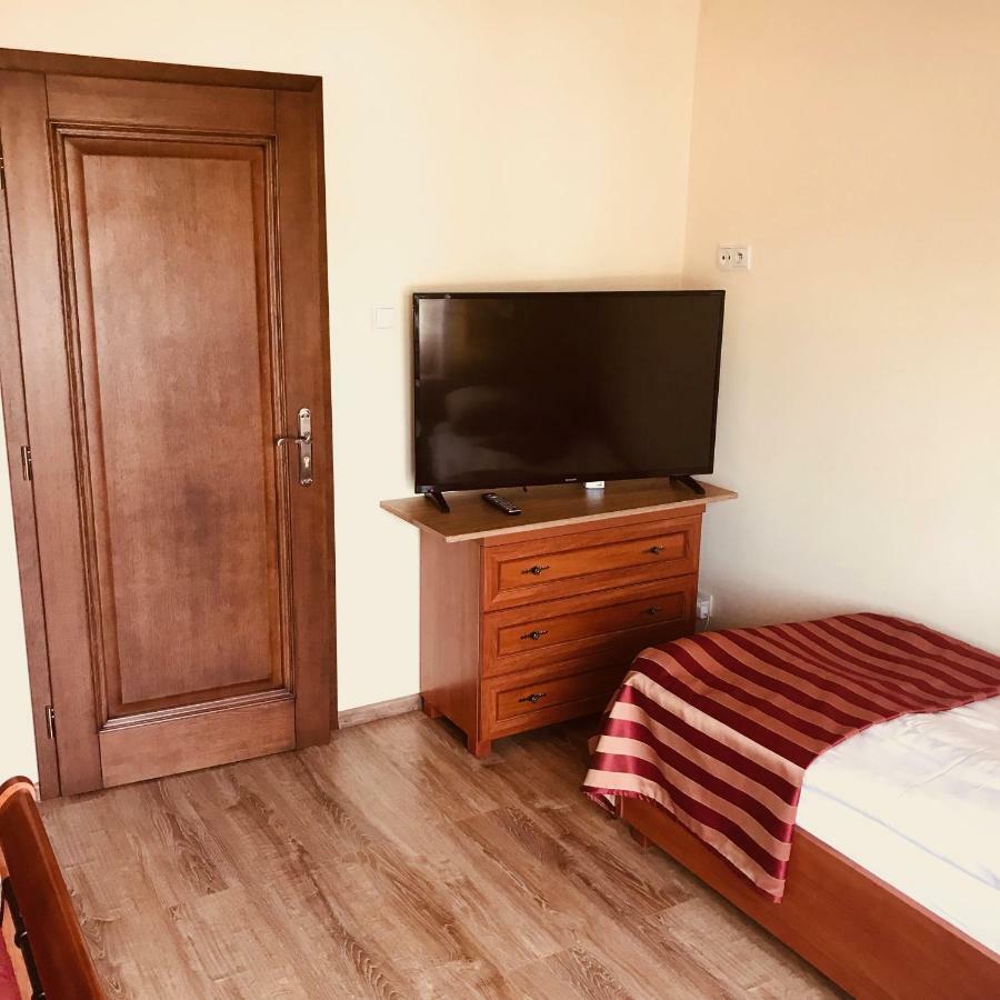 Pensjonat Nad Struga Apartman Stryków Kültér fotó